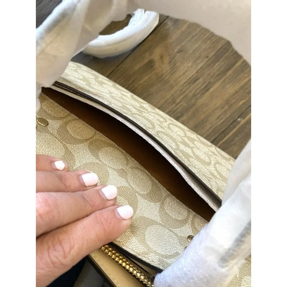 COACH NWT $428 Lillie Carryall Handbag Gold/Chalk) Signature Canvas Detachable - Picture 9 of 12
